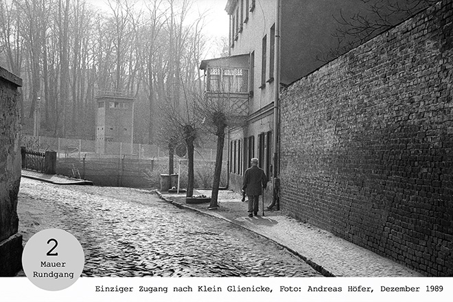 Dieses Bild hat ein leeres alt-Attribut; sein Dateiname ist 02-tafel-klein-.jpg